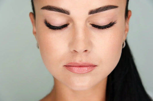 All You Need to Know: C Curl vs D Curl Lashes – Which is the Best Fit for Your Eye Shape?